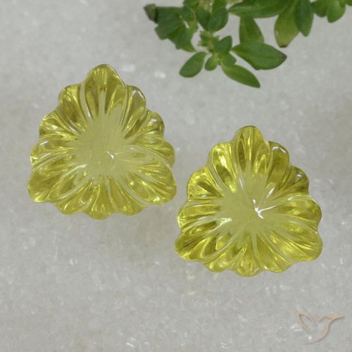 10.43ctw Naturel Jaune moyen Quartz, Trillion, Transparent