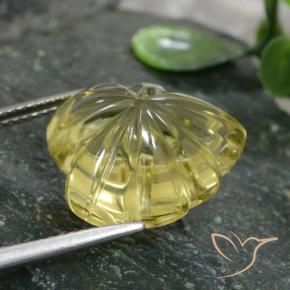 Quartz Jaune moyen-léger naturelle Taille Fleur, 12.47 ct, Transparent