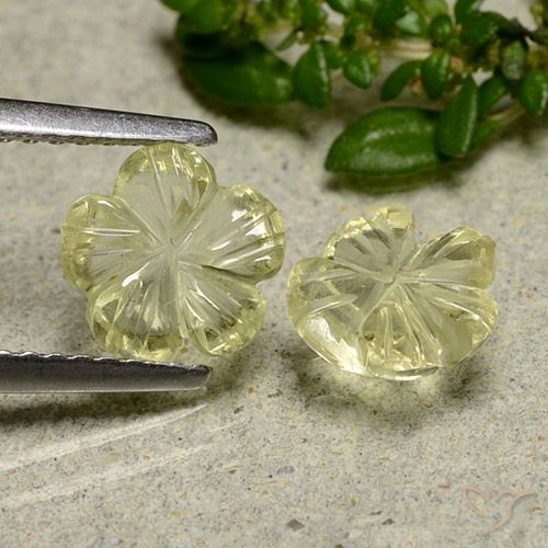 1.97ctw Naturel Jaune moyen Quartz, Taille Fleur, Transparent