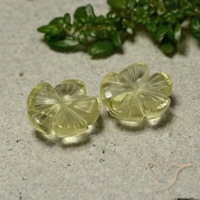 Shop natural 6.21ct Jaune crème pâle Quartz gems, Taille Fleur, from Brésil at GemSelect. In stock, global shipping!
