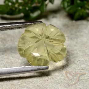 Quartz Jaune moyen naturelle Taille Fleur, 2.25 ct, Transparent