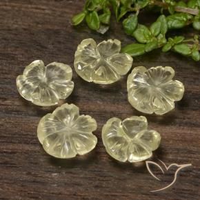 Shop natural 5.70ct Jaune crème pâle Quartz gems, Taille Fleur, from Brésil at GemSelect. In stock, global shipping!