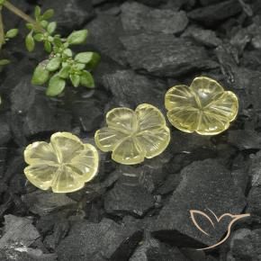 Shop natural 7.02ct Jaune crème pâle Quartz gems, Taille Fleur, from Brésil at GemSelect. In stock, global shipping!
