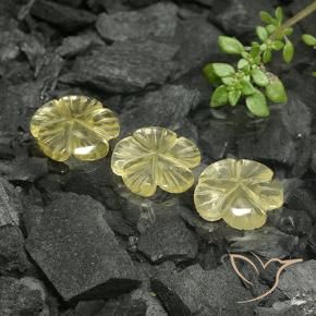 Shop natural 7.02ct Jaune crème pâle Quartz gems, Taille Fleur, from Brésil at GemSelect. In stock, global shipping!