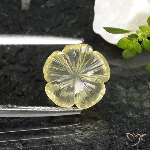 2.51ct Naturel Jaune pâle Quartz, Taille Fleur, Transparent