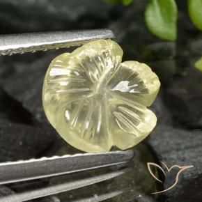 Quartz Jaune crème pâle naturelle Taille Fleur, 2.26 ct, Transparent