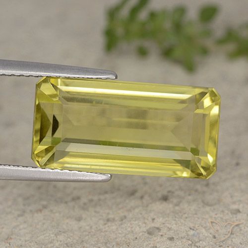 10.22ct Naturel Jaune ananas léger Quartz, Taille émeraude, VVS-VS