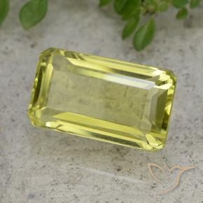 Quartz Vert jaune naturelle Taille émeraude, 10.23 ct, VVS-VS