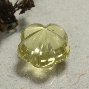 Quartz Jaune clair naturelle Taille Fleur, 13.66 ct, Transparent