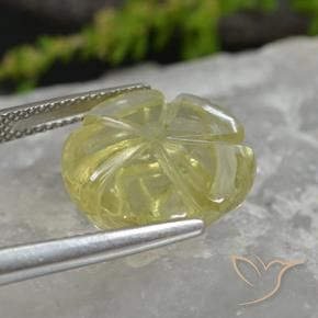 Quartz Jaune ananas léger naturelle Taille Fleur, 11.38 ct, Transparent