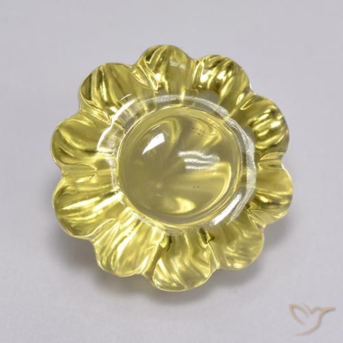 7.69ct Naturel Jaune doré léger Quartz, Taille Fleur, Transparent