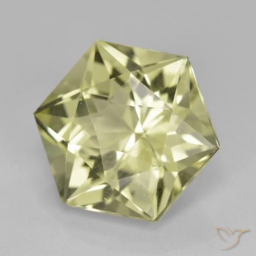 Quartz Jaune moyen naturelle Fantaisie, 8.01 ct, VVS