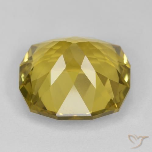 Quartz Jaune miel léger naturelle Fantaisie, 14.50 ct, VS