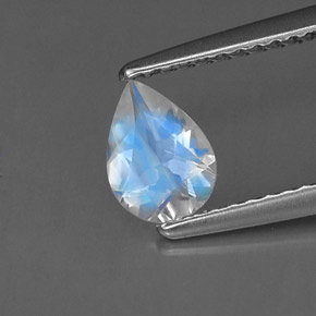 Pierre de lune arc-en-ciel Bleu blanc naturelle En forme de poire, 0.52 ct, VVS-VS