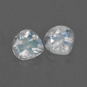 Achetez naturel ct blanc pierre de lune arc-en-ciel gems, en forme de poire, en provenance inde chez gemselect. en stock, livraison internationale!
