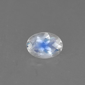 Pierre de lune arc-en-ciel blanc naturelle coupe ovale, 0,75 ct, VS