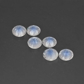 Achetez naturel ct Bleu blanc Pierre de lune arc-en-ciel gems, Transparent, En provenance Inde chez GemSelect. En stock, livraison internationale!