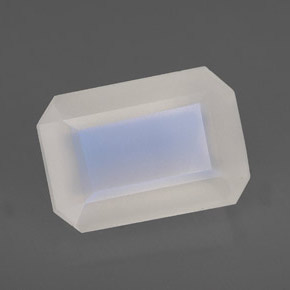 Pierre de lune arc-en-ciel blanc naturelle transparent, 6,93 ct, transparent / translucide