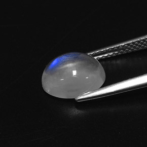 Pierre de lune arc-en-ciel blanc naturelle coupe ovale, 2,78 ct, transparent