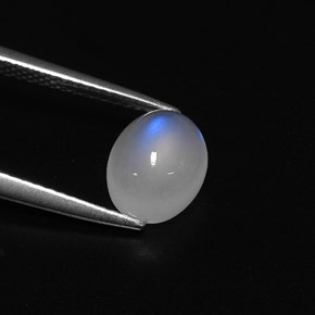 Pierre de lune arc-en-ciel blanc naturelle coupe ovale, 2,23 ct, translucide
