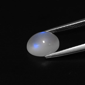 Pierre de lune arc-en-ciel blanc naturelle coupe ovale, 2,23 ct, translucide