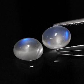 Achetez naturel ct Bleu blanc Pierre de lune arc-en-ciel gems, Coupe ovale, En provenance Inde chez GemSelect. En stock, livraison internationale!