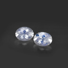 Achetez naturel ct blanc pierre de lune arc-en-ciel gems, coupe ovale, en provenance inde chez gemselect. en stock, livraison internationale!