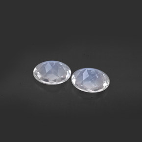 Achetez naturel ct blanc pierre de lune arc-en-ciel gems, coupe ovale, en provenance inde chez gemselect. en stock, livraison internationale!