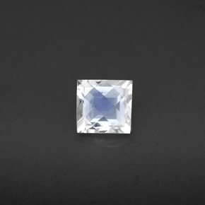 Pierre de lune arc-en-ciel Bleu blanc naturelle Carré, 0.66 ct, VS