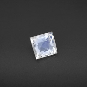 Pierre de lune arc-en-ciel Bleu blanc naturelle Carré, 0.66 ct, VS