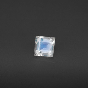 Pierre de lune arc-en-ciel blanc naturelle carré, 0,31 ct, VS