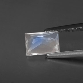Pierre de lune arc-en-ciel blanc naturelle baguette, 0,79 ct, VS