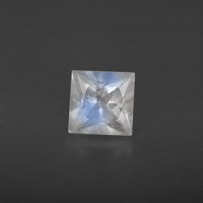 Pierre de lune arc-en-ciel blanc naturelle carré, 0,61 ct, VS