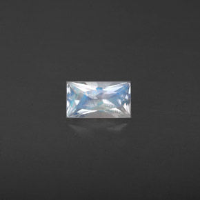 Pierre de lune arc-en-ciel Bleu blanc naturelle Baquette, 0.30 ct, VS