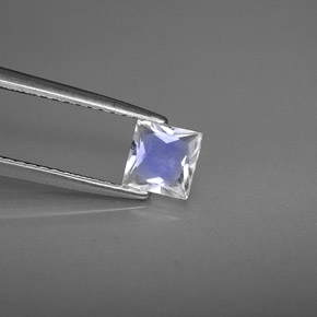 Pierre de lune arc-en-ciel Bleu blanc naturelle Carré, 0.53 ct, VS