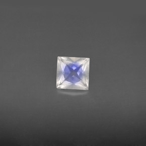 Pierre de lune arc-en-ciel blanc naturelle carré, 0,56 ct, VS