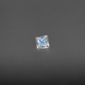 Pierre de lune arc-en-ciel blanc naturelle carré, 0,19 ct, VS