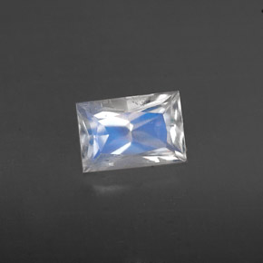 Pierre de lune arc-en-ciel blanc naturelle baguette, 0,55 ct, VS