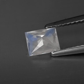 Pierre de lune arc-en-ciel blanc naturelle baguette, 0,49 ct, VS