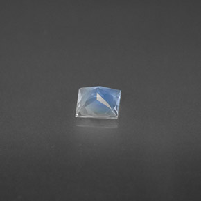 Pierre de lune arc-en-ciel Bleu blanc naturelle Carré, 0.36 ct, VS