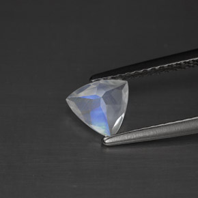 Pierre de lune arc-en-ciel blanc naturelle trillion, 0,52 ct, VS