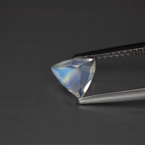 Pierre de lune arc-en-ciel blanc naturelle trillion, 0,57 ct, VS