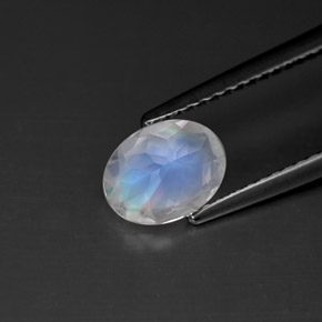 Pierre de lune arc-en-ciel blanc naturelle coupe ovale, 0,92 ct, VS