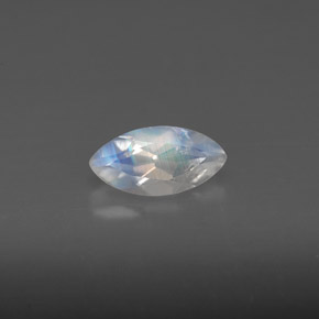 Pierre de lune arc-en-ciel Bleu blanc naturelle Transparent, 0.56 ct, Transparent / Translucide