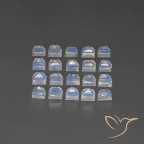 Shop natural 3.62ct Blanc bleuâtre Pierre de lune arc-en-ciel gems, Carré, from Inde at GemSelect. In stock, global shipping!