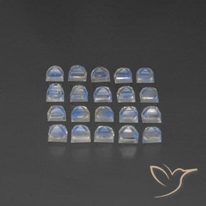 Shop natural 3.37ct Blanc bleuâtre Pierre de lune arc-en-ciel gems, Carré, from Inde at GemSelect. In stock, global shipping!