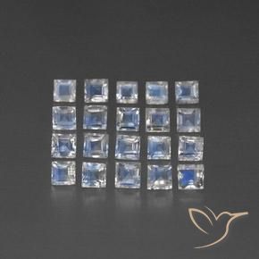 Shop natural 3.27ct Blanc bleuâtre Pierre de lune arc-en-ciel gems, Carré, from Inde at GemSelect. In stock, global shipping!