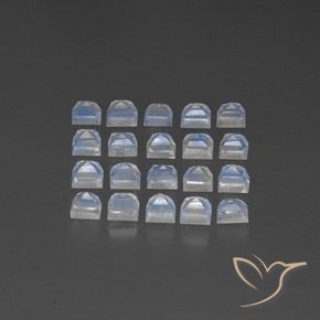 Shop natural 2.87ct Blanc bleuâtre Pierre de lune arc-en-ciel gems, Carré, from Inde at GemSelect. In stock, global shipping!