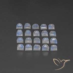 Shop natural 2.22ct Blanc bleuâtre Pierre de lune arc-en-ciel gems, Carré, from Inde at GemSelect. In stock, global shipping!