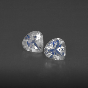 Achetez naturel ct Bleu blanc Pierre de lune arc-en-ciel gems, Transparent, En provenance Inde chez GemSelect. En stock, livraison internationale!